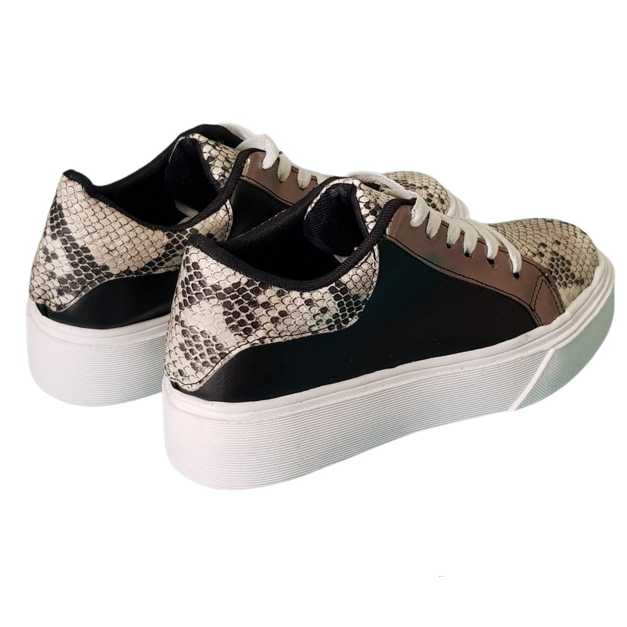 CASUAL-MODA-ESME-NEGRO